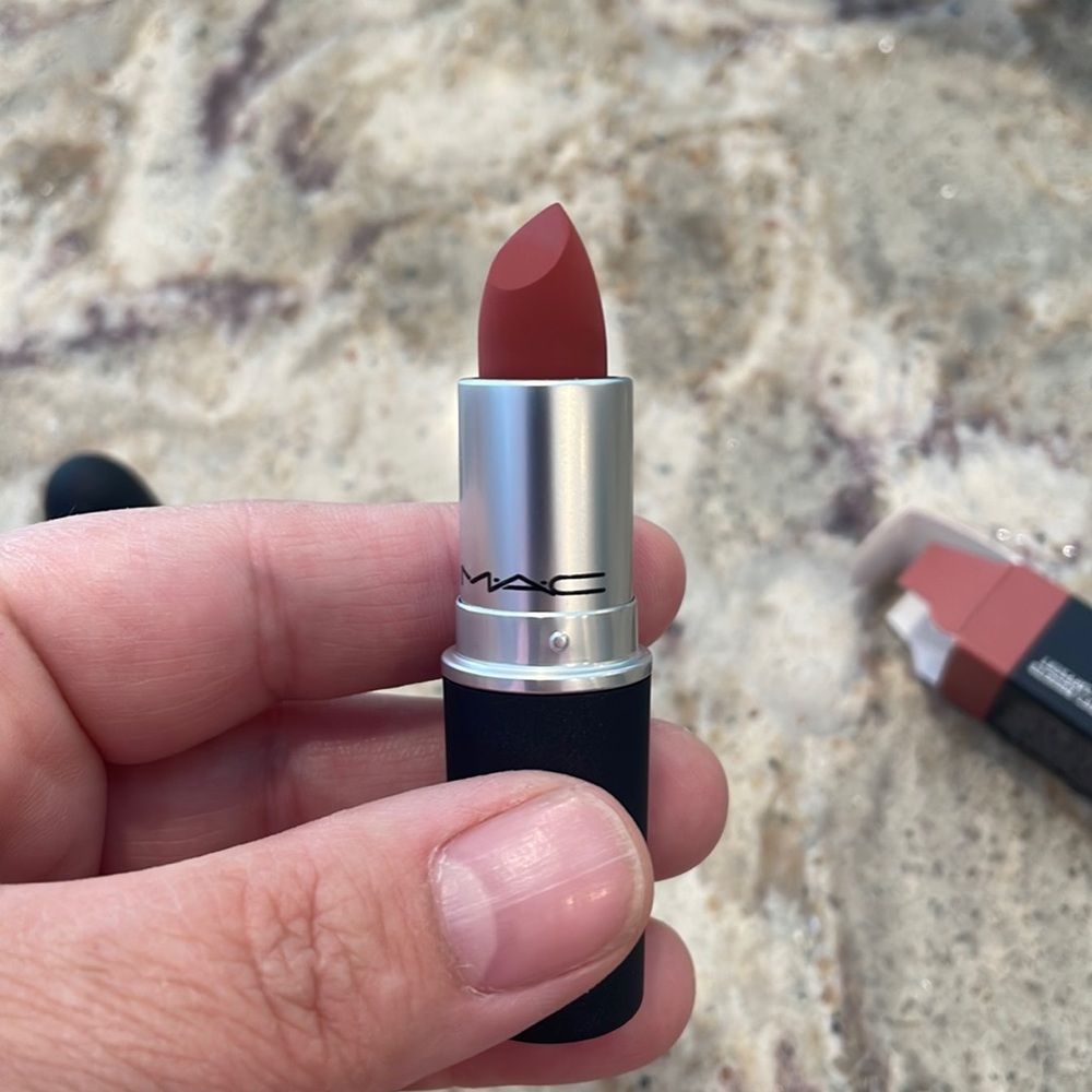 Mac Powder kiss lipstick- Devoted to Chil